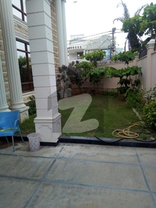 Beautiful Bungalow For Rent DHA Phase 5
