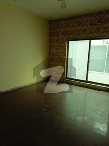 Kanal Maintained First Floor For Small Family DHA Phase 1 Block P