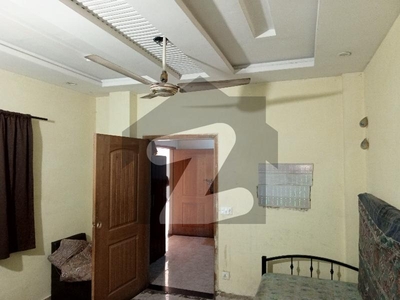Non Furnished Flat For Rent Johar Town Phase 2