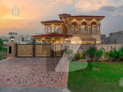 Original Pictures Spanish House Sui Gas Available DHA Phase 6 Block G