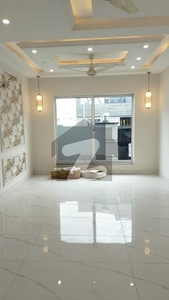 Premium 480 Square Feet Flat Is Available For rent In Lahore Bahria Town Sector D