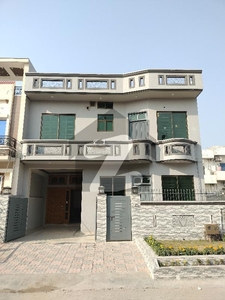Prime Location Modern Luxury 30 X 60 House For Sale In G-13 Islamabad G-13/2
