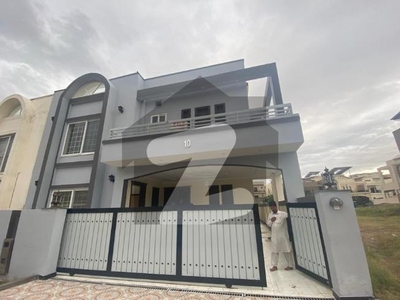 Sector A 10m house for rent Bahria Enclave Sector A