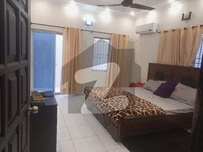 Small Complex Apartment For Sale In Clifton BLock 9 Clifton Block 9
