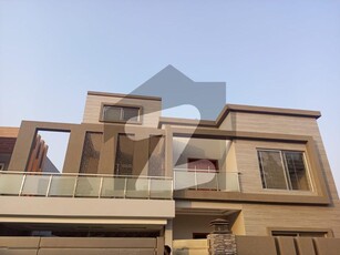 1 Kanal Brand New Luxury House For Sale In Bahria Town Lahore. Bahria Town