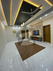 10 Marla Beautiful And Nice Location House For Sale Bahria Town Phase 8