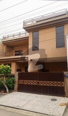 10 Marla Spacious House (With Basement) For Sale Allama Iqbal Town Nishtar Block