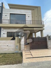 5 Marla Brand New House for Sale in DHA 9 Town | IDEAL DEAL !!! DHA 9 Town