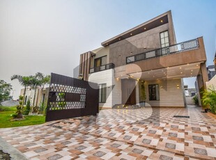 FACING PARK MODERN HOUSE WITH BASEMENT TOP LOCATION DHA 8 LAHORE DHA Phase 8 Ex Air Avenue