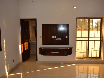 1 Kanal Lower Portion for Rent in Lahore Phase-3 Block Xx,