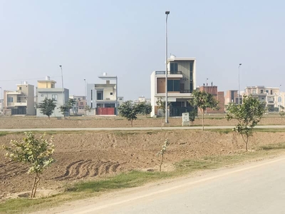 10 Marla 92 Ft Road Plot With Transfer Free Available For Sale In Tulip Ext Block Park View City Lahore