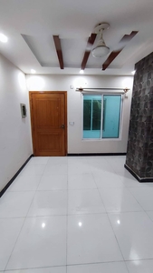 2 bed unfurnished flat in emerald heights