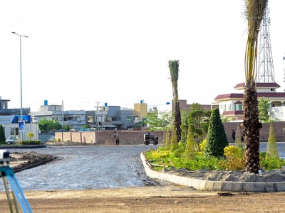 3Marla Plot available at collage road lahore on instalment