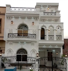 4 Bedroom House For Sale in Sialkot