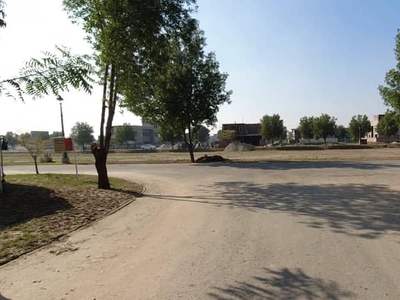 5 Marla Residential Plot Near To Park For Sale In Lake City Sector M-8 Block B1 Lahore