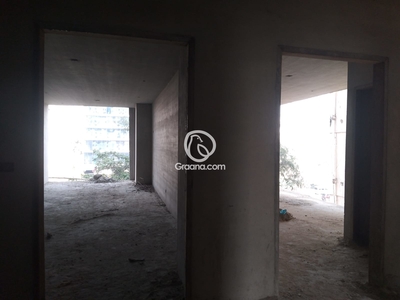 620 Ft² Office for Sale In Shaheed-e-Millat Road, Karachi