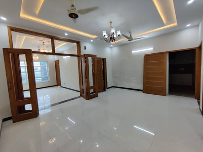 BRAND NEW HOUSE FOR SALE IN G,1/4