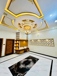 Muslim town Rafyqamar road 5.5 mrla proper double story Luxary House urgent Sale