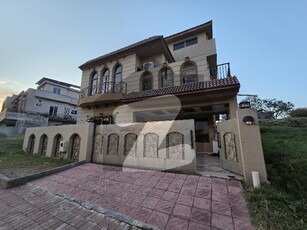 10 Marla House For Rent Bahria Town Phase 7