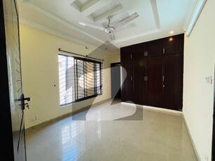 10 Marla Upper Portion Available For Rent In Phase 4 Bahria Town Phase 4