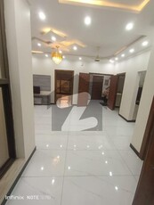 10 Marla upper portion available for rent in ghulbahar block bahria town lahore Bahria Town Gulbahar Block