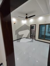 1.5 Kanal Upper Portion Is Available For Rent With Separate Gate Model Town