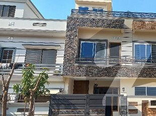 25/40(4Marla) Brand New Modren Luxury House Available For sale in G_13 Rent value 1.20Lakh G-13