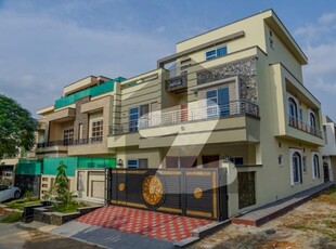 35x70 (10Marla)Brand New Modren CORNER Luxury House Available For sale in G_13 corner House Rent value 2.5 Lakh G-13