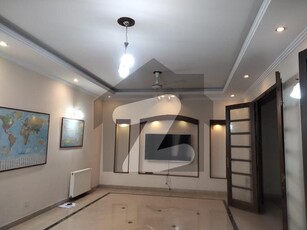 A DECENT HOUSE/ 888 SQ.YARDS/ EXTRA LAND OFF MARGALLA ROAD F-7/ 2 IS AVAILABLE FOR SALE F-7