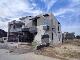 Brand New House Available For Sale In E Block B17 B-17