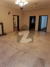 DHA Kanal Upper Portion with 3 Bedrooms Available For Rent in Phase 4 | Separate Entrance DHA Phase 4