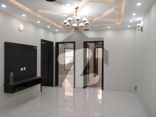 Spacious 7 Marla House Available For rent In Bahria Town Phase 8 - Abu Bakar Block Bahria Town Phase 8 Abu Bakar Block