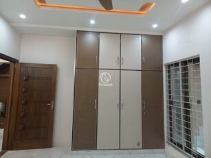 10 Marla House for Rent In Gulberg 3, Lahore