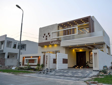 10 Marla House for Sale in Lahore Bahria Town Orchard Phase-2