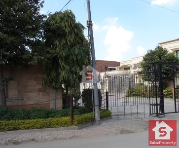 7 Bedroom Commercial Land/Plot To Rent in Faisalabad