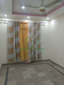 10 Marla Upper Portion House For Rent In Bahria Town Lahore