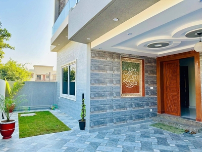 10 Marla house for rent In Bahria Town Phase 8, Rawalpindi