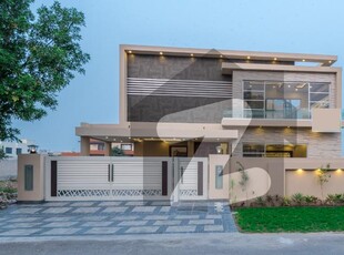 1 Kanal Eye Catching Most Luxury Ultra Modern House for Sale DHA Phase 7 Block Q