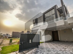 10 MARLA SLIGHTLY USED HOUSE NEAR PARK KFC IN DHA 5 LAHORE DHA Phase 5