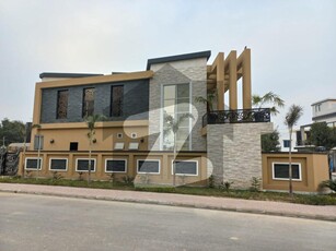 8 MARLA HOUSE FOR SALE IN REASONABLE PRICE ( ONLY 6 MONTH USED LOOK LIKE BRAND NEW ) Bahria Orchard