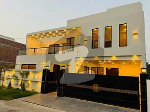 8.5 Marla Ultra Luxurious Designer House For Rent In Buch Executive Villas Multan Buch Executive Villas
