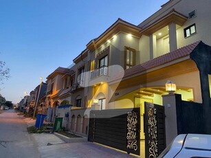 Brand New Designer House Available For Sale In Bahria Town Phase 8 Rawalpindi Bahria Town Phase 8 Umer Block