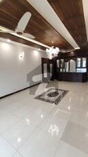 ground portion for rent in D 12 D-12/2