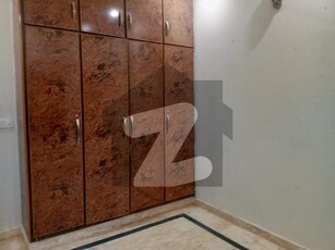 HOUSE FOR RENT IN D-12 D-12