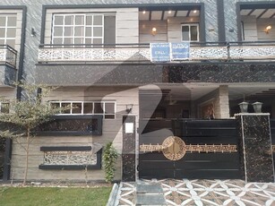 Ideally Located House Of 5 Marla Is Available For sale In Green City Green City