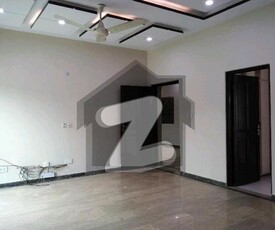 Stunning House Is Available For sale In Askari 11 Askari 11