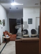 01 KANAL DESIGNER LUXURY UPPER PORTION AVAILABLE FOR RENT Sui Gas Society Phase 1