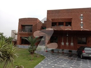 2 KANAL Energy Efficient & Semi Furnished Luxury House Available for Immediate Rent DHA Phase 8 Ex Park View