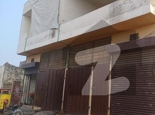 4.5 Marla upper porsation on rent With shop kahna near new defence road Lahore Kahna