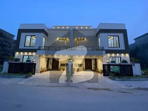 5 Marla Architect Designer house for sale hot location Bahria Town Block BB